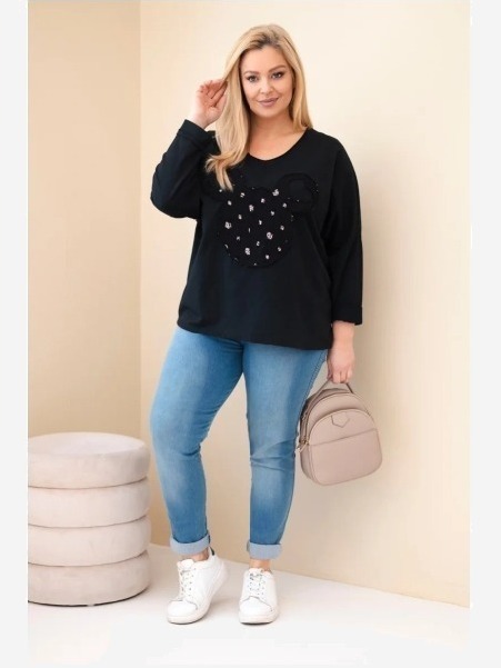 Dámska bavlnená blúzka Plus Size s V výstrihom čierna