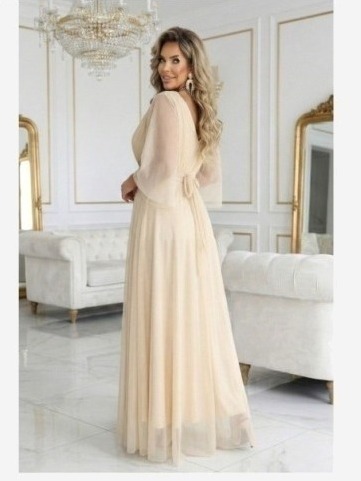 654-2 Dlhé, trblietavé šaty plus size s okrúhlym výstrihom a priehľadnými rukávmi - šampansky béžové