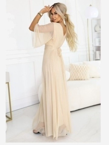 654-2 Dlhé, trblietavé šaty plus size s okrúhlym výstrihom a priehľadnými rukávmi - šampansky béžové