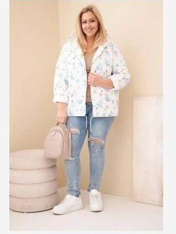 Dámska jarná bunda Plus Size s drobným kvetinovým vzorom modrá