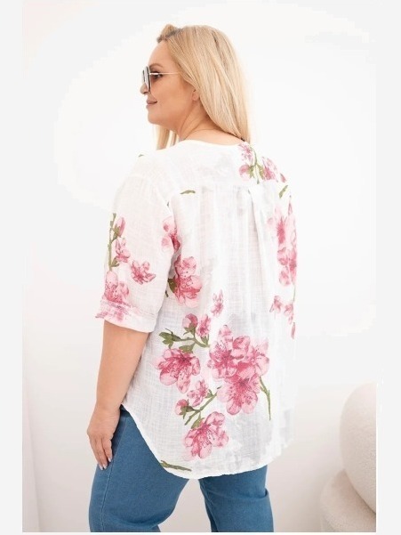 Dámska bavlnená blúzka Plus Size s výstrihom do V s kvetinovým vzorom biela