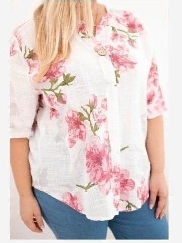 Dámska bavlnená blúzka Plus Size s výstrihom do V s kvetinovým vzorom biela