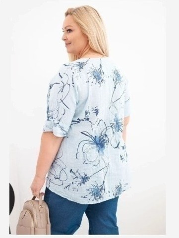 Dámska bavlnená blúzka Plus Size s krátkym rukávom a vreckom modrá