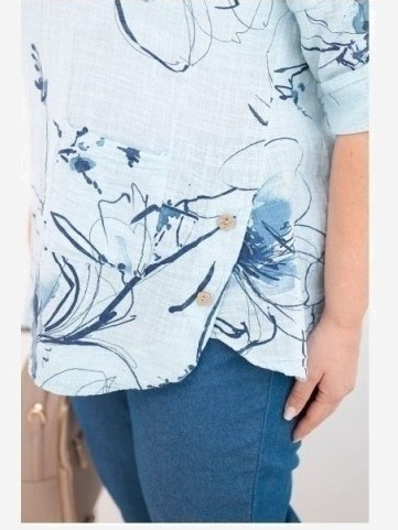 Dámska bavlnená blúzka Plus Size s krátkym rukávom a vreckom modrá