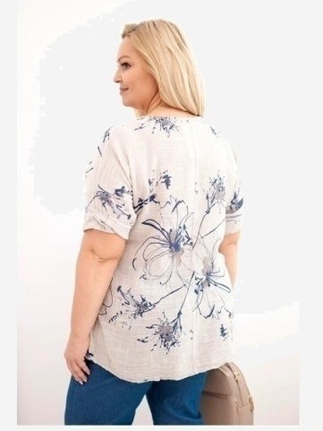 Dámska bavlnená blúzka Plus Size s krátkym rukávom a vreckom béžová