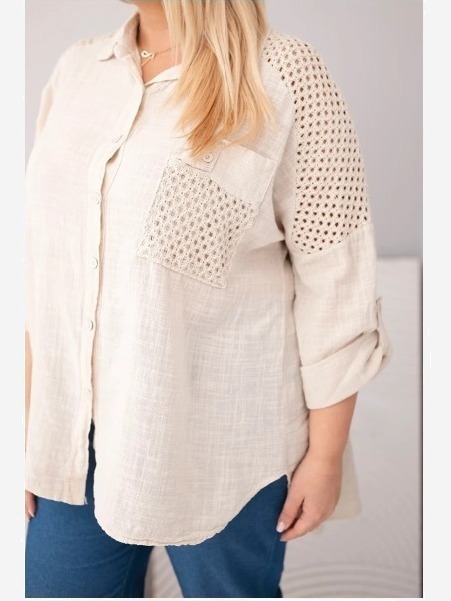 Dámska viskózová košeľa Plus Size s golierom a čipkovou vsadkou béžová