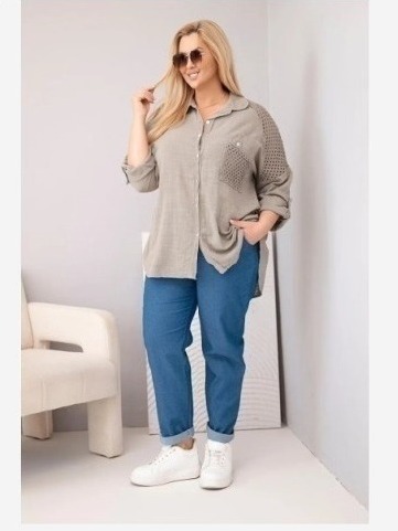 Dámska viskózová košeľa Plus Size s golierom a čipkovou vsadkou fango