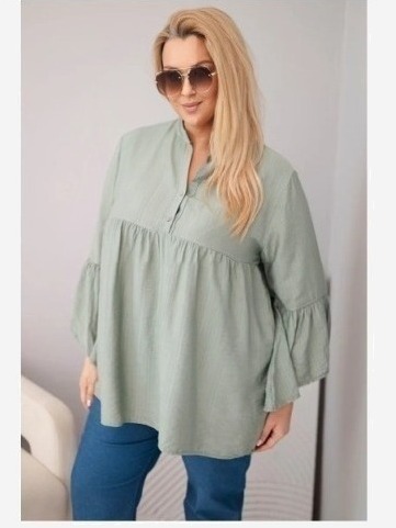 Dámska viskózová blúzka Plus Size s volánovým rukávom a výstrihom do V khaki