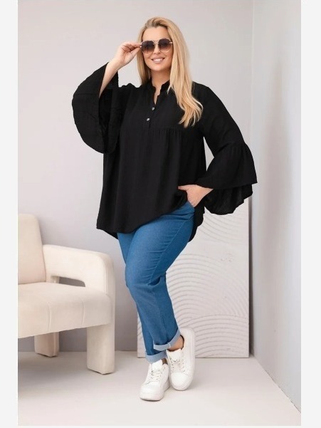 Dámska viskózová blúzka Plus Size s volánovým rukávom a výstrihom do V čierna
