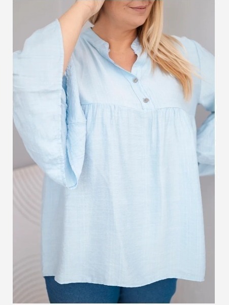 Dámska viskózová blúzka Plus Size s volánovým rukávom a výstrihom do V modrá