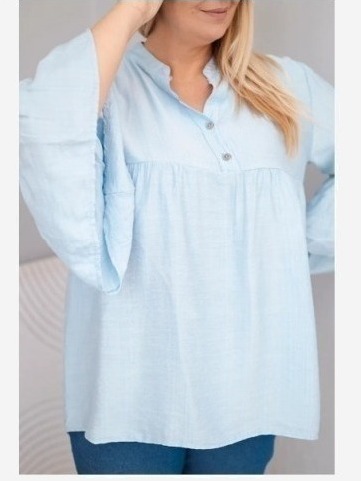 Dámska viskózová blúzka Plus Size s volánovým rukávom a výstrihom do V modrá
