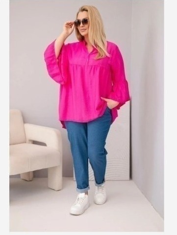 Dámska viskózová blúzka Plus Size s volánovým rukávom a výstrihom do V fuchsiová