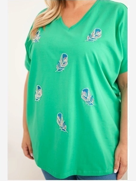 Dámska bavlnená blúzka Plus Size s pierkami zelená