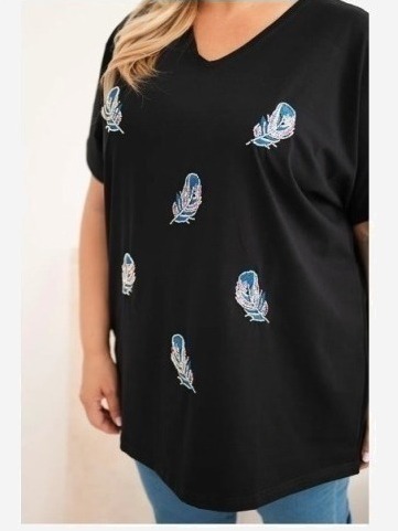 Dámska bavlnená blúzka Plus Size s pierkami čierna