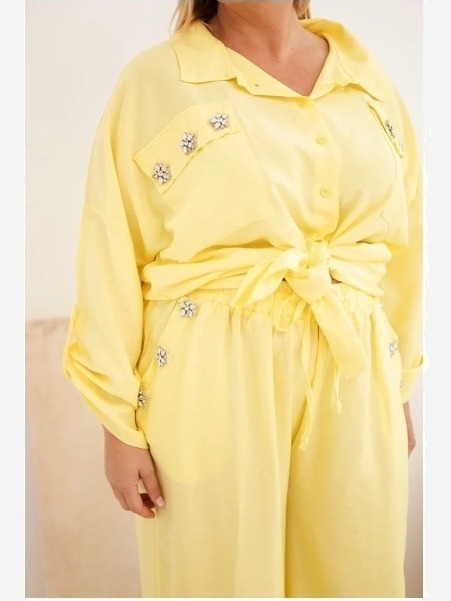 Dámsky komplet Plus Size s košeľou a širokými nohavicami žltý
