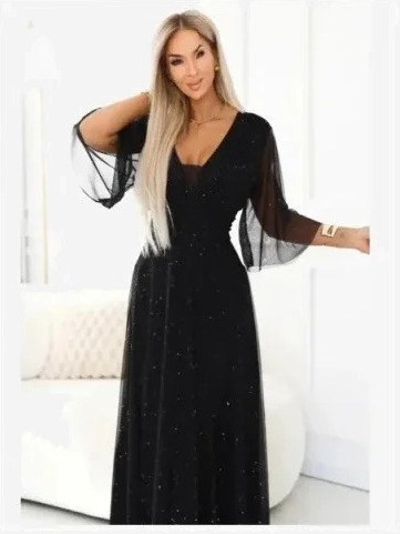 654-5 Dlhé trblietavé šaty plus size s výstrihom a priesvitným rukávikom - čierne