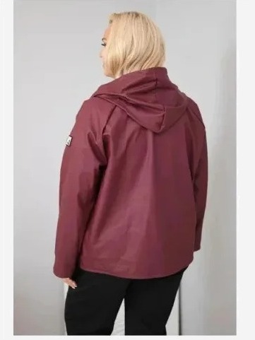 Dámska bunda Plus Size s kapucňou a nastaviteľným spodkom bordová