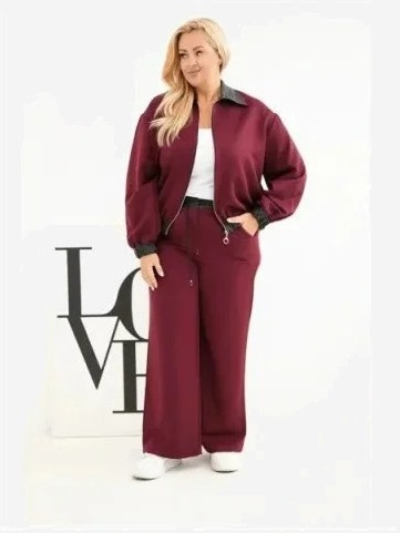 Dámsky komplet Plus Size so zipsovou mikinou a širokými nohavicami bordový