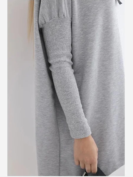 Mikina oversize s asymetrickými stranami šedá