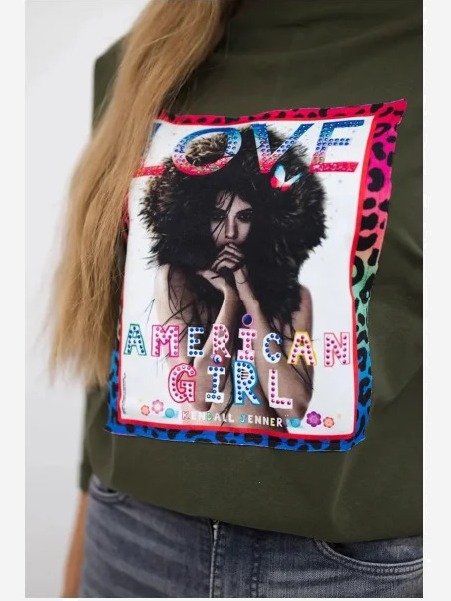 tričko s grafikou American Girl khaki