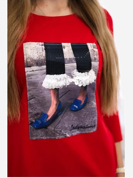 Šaty s grafikou 3D so zirkónmi červená