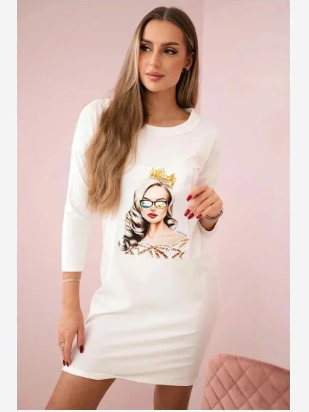 Šaty s grafikou dievčaťa v okuliaroch 3D biela