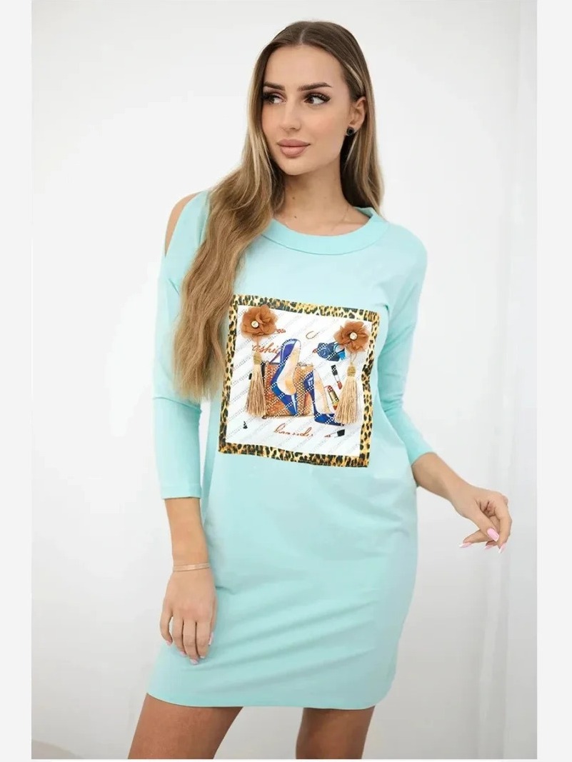 Šaty s grafikou 3D a ozdobnými strapcami mäta