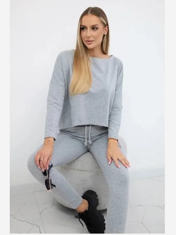 Sada šedá