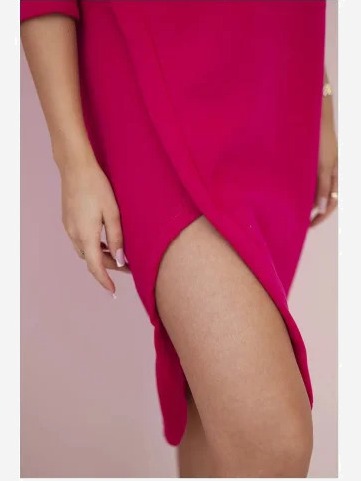 Šaty s kapucňou a bočným rozparkom fuchsie