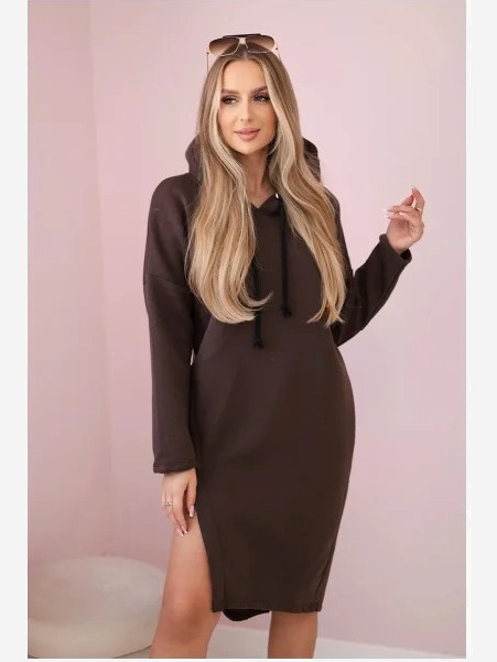 Šaty s kapucňou a bočným rozparkom hnedá
