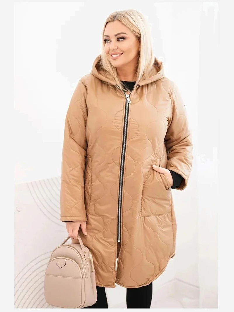 Dámska zimná prešívaná bunda Plus Size s kapucňou camelová