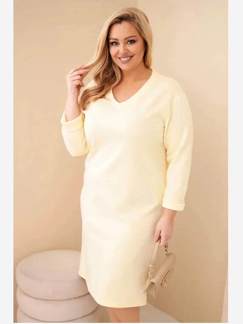 Dámska plus size sukňa maslová s výstrihom V a rukávom žltá