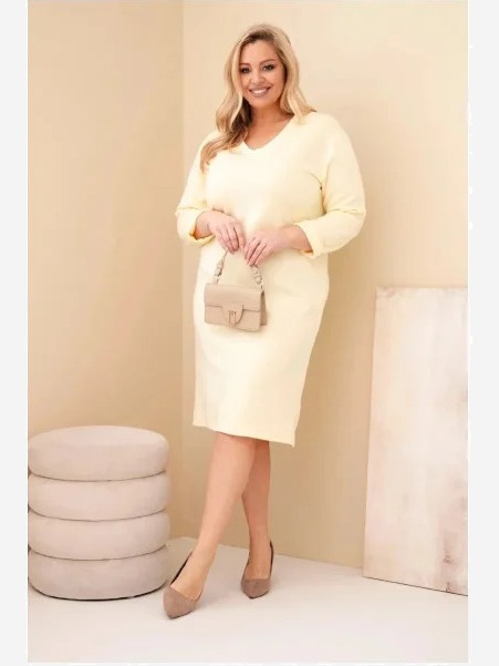 Dámska plus size sukňa maslová s výstrihom V a rukávom žltá