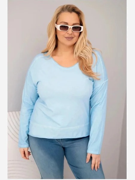 Dámska blúzka Plus Size s V výstrihom a dlhším zadným dielom modrá