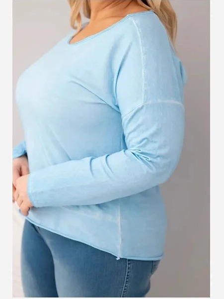 Dámska blúzka Plus Size s V výstrihom a dlhším zadným dielom modrá