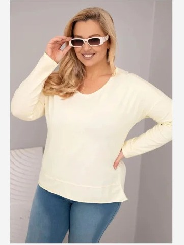 Dámska blúzka Plus Size s výstrihom do V a dlhším chrbtom žltá