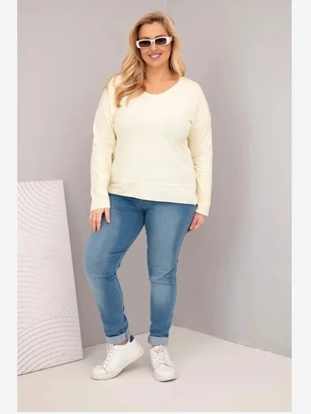 Dámska blúzka Plus Size s výstrihom do V a dlhším chrbtom žltá