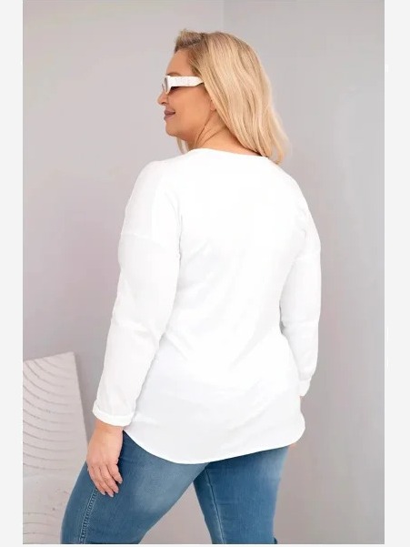 Dámska blúzka Plus Size s V-dekoltom a dlhším zadným dielom biela