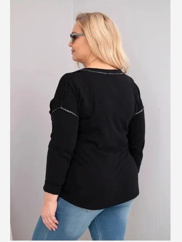 Dámska blúzka Plus Size s nápisom Love You More pretrhnutá čierna
