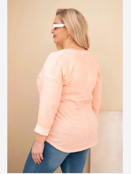 Dámska blúzka Plus Size s potlačou a perlami broskyňová