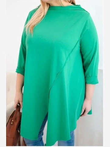 Dámska bavlnená blúzka Plus Size asymetrická s vyhrnutým rukávom zelená
