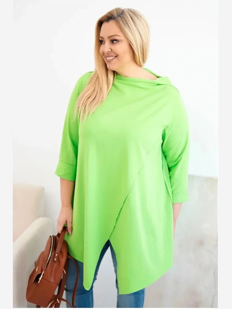 Dámska bavlnená blúzka Plus Size asymetrická s prehnutým rukávom svetlozelená