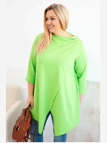 Dámska bavlnená blúzka Plus Size asymetrická s prehnutým rukávom svetlozelená