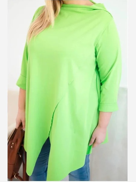 Dámska bavlnená blúzka Plus Size asymetrická s prehnutým rukávom svetlozelená
