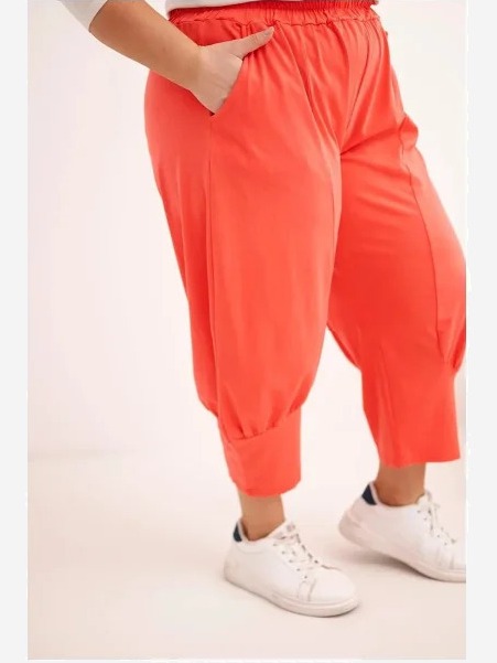 Dámske nohavice Plus Size s nízkym krokom a gumou v páse koralové