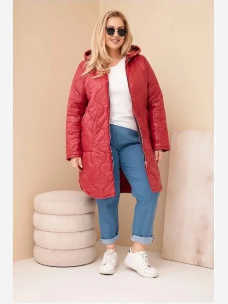 Dámska zimná prešívaná bunda Plus Size s kapucňou bordová