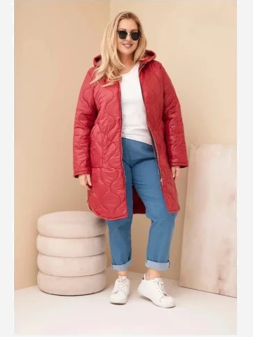 Dámska zimná prešívaná bunda Plus Size s kapucňou bordová