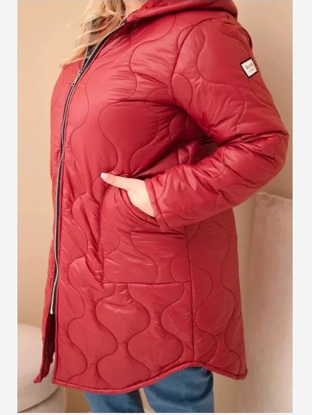 Dámska zimná prešívaná bunda Plus Size s kapucňou bordová