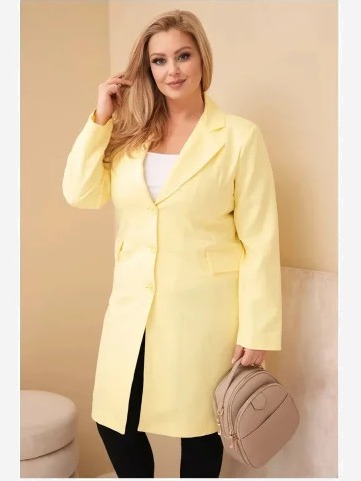 Dámsky kabát Plus Size dlhý s golierom a vreckami žltý
