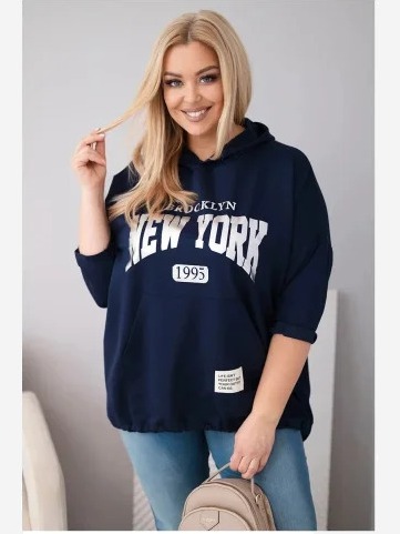 Dámska viskózová mikina Plus Size s kapucňou a kengurským vreckom granátová